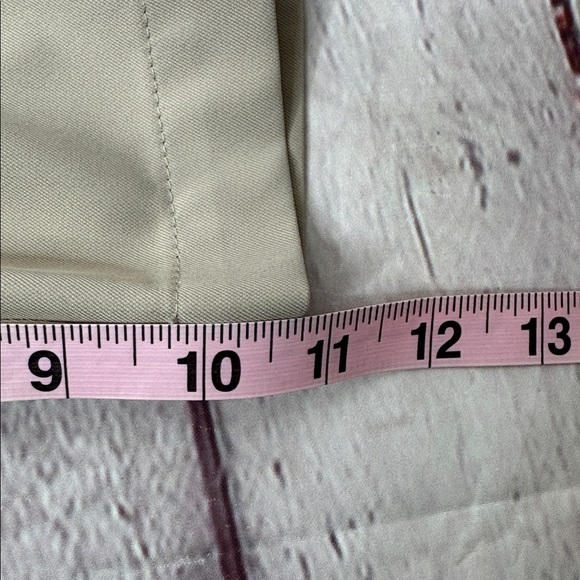 Peter Millar Men's Short - Picture 12 of 12